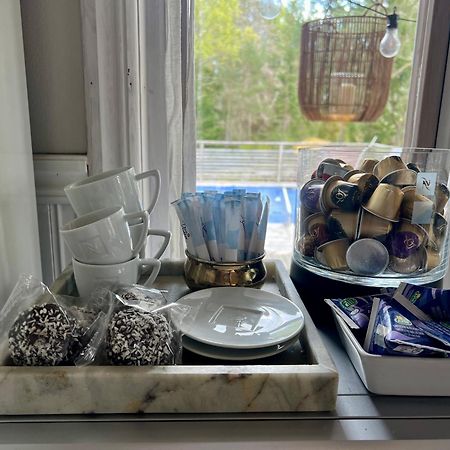 Charmigt Hus Pa Vindoe Villa Стокхолм Екстериор снимка