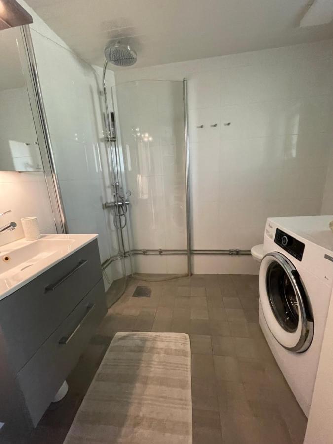 Charmigt Hus Pa Vindoe Villa Стокхолм Екстериор снимка