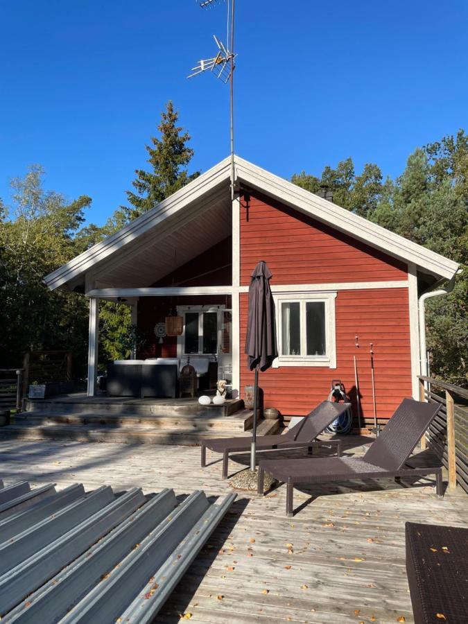 Charmigt Hus Pa Vindoe Villa Стокхолм Екстериор снимка
